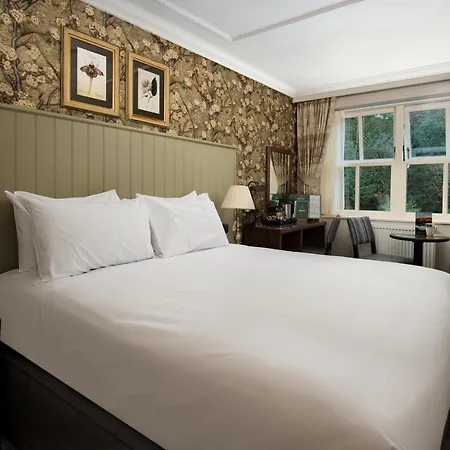 אורחן The Ullswater Inn- The Collection Group